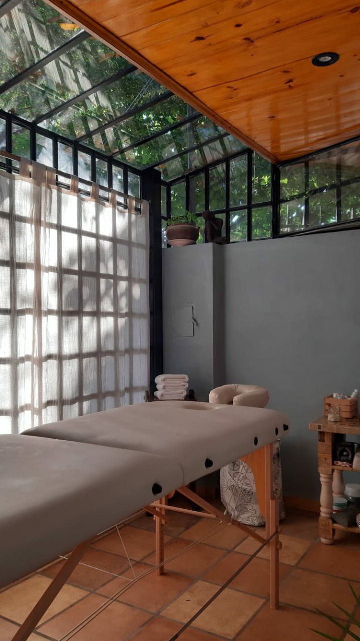 Espacio de masajes y sanación holística de Melina Aguilar en Berazategui